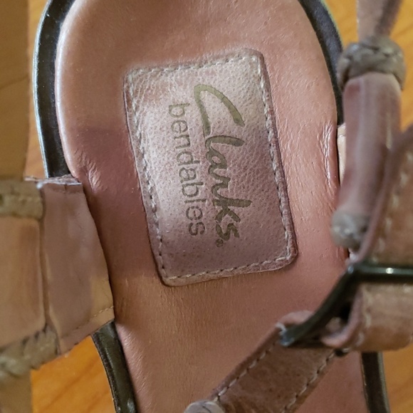 Clark's Sandles - Picture 4 of 5